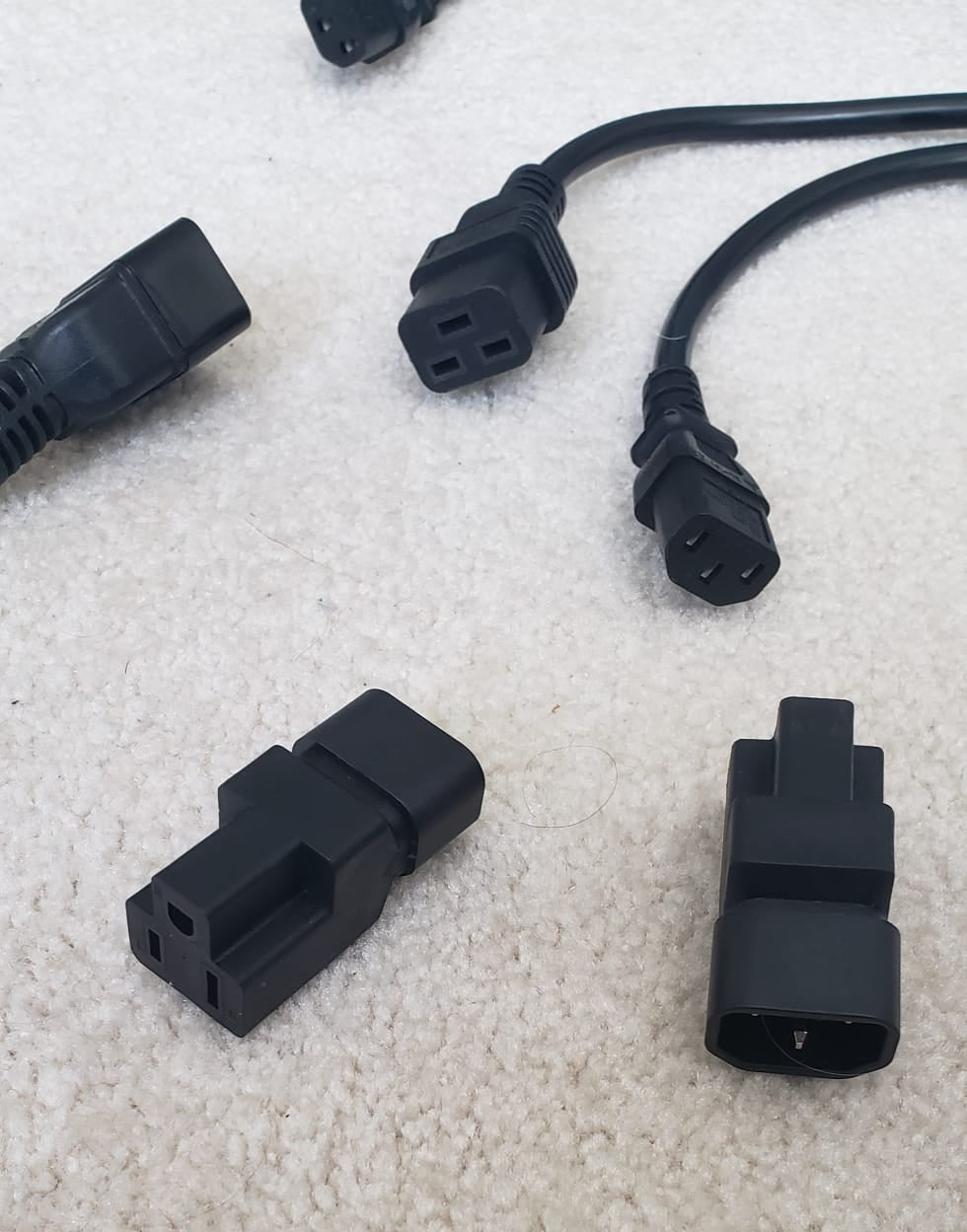 L6-30 plug to 4 x C13 outlets and 2 x NEMA 15 outlets - Perfect for 2 miners and 2 fans